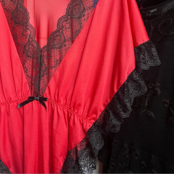 1990s vamp goth lace open negligee - Picture 5 of 5